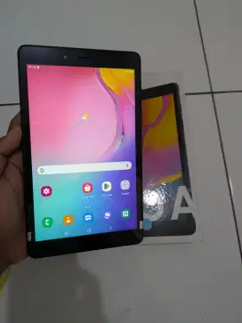 Samsung galaxy tab A 8 2/32gb
