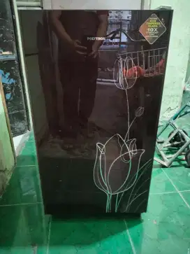 Kulkas  1pintu polytron normal dingin beku siap pakai
