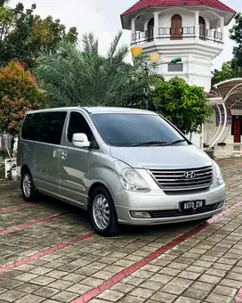 Hyundai H-1 XG 2.4 Bensin 2012