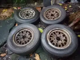 Velg & ban mobil 4 pcs bekas mobil L300