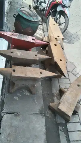 Anvil/ paron untuk penindas besi bahan full besi