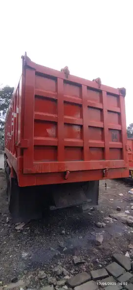 DT Hino FM260JD Kondisi istimewa