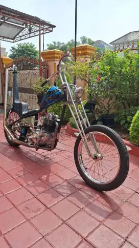DIJUAL YAMAHA SR400