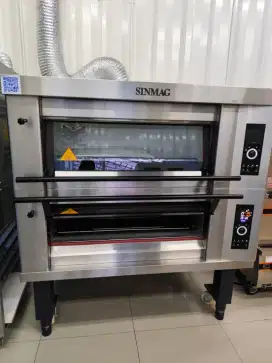 Di jual Oven 2 deck, Gas, 4 Tray.
