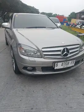Mercedez Benz silver stone