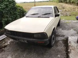 Mobil Peugeot 505 GR MT