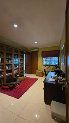 Rumah 2 1/2 Lantai + Study Room di Vermont Parkland BSD