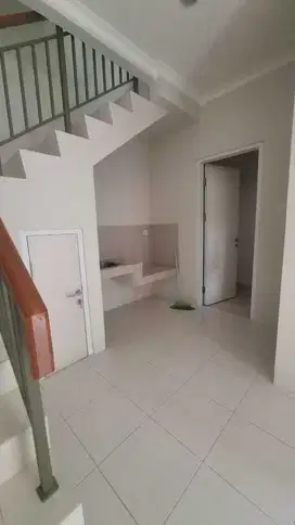 DISEWAKAN RUMAH CLUSTER ARCADIA GADING SERPONG