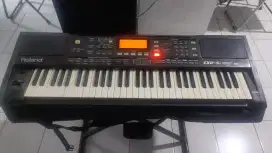 Keyboard Roland exr 5s normal siap nge 'band