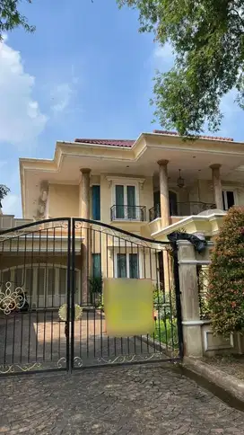 Rumah Mewah 2 Lantai - Boulevard Palma Raya Lippo Karawaci, Tangerang