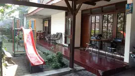 Dijual rumah daerah strategis sayap Martanegara