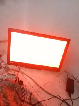 Monitor Tiny in one 24 inc