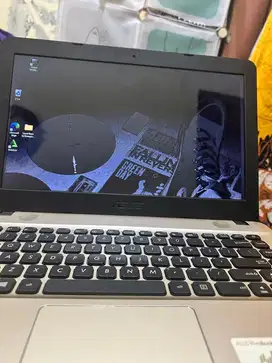 LAPTOP ASUS VivoBook Max X441M