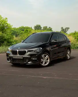 (Like New) Bmw X1 sDrive18i M Sport F48 LCI / X3 / X5 / GLE450 / GL400