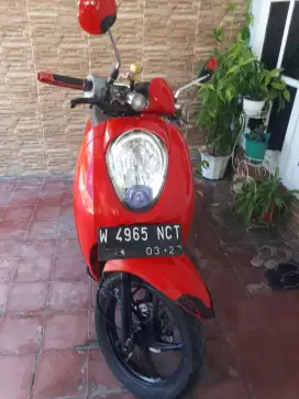 Scoopy tahun 2012