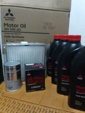 Dijual oli 4lt engine flush dan filter oli utk mobil xpander