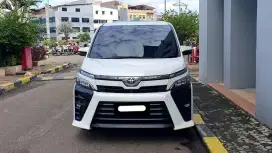 Km49rb toyota voxy atpm 2020 putih sunroof cash kredit proses bisa