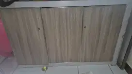 Lemari Kayu 3 Pintu, Bisa buat Lemari Baju / di Dapur