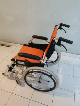 Kursi roda masih bagus roda besar