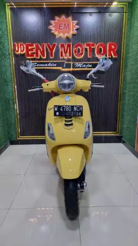 UD ENY MOTOR - Piaggio Vespa LX thn 2021