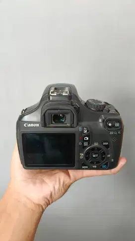 KAMERA CANON 1100D + kit
