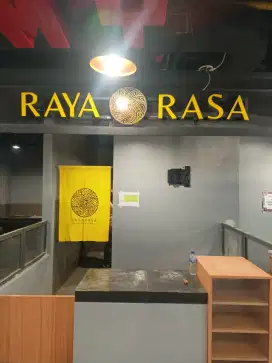 Huruf timbul, neonbox, reklame, billboard, papan nama, signboard