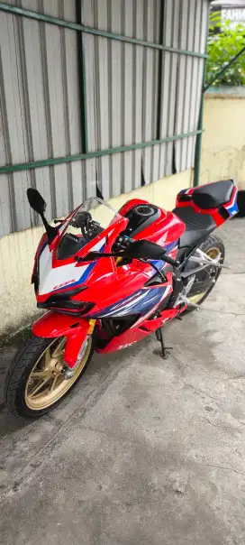 CBR250RR SP QS 2024 warna Tricolor