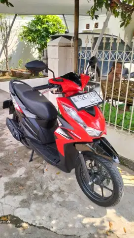Bissmillah dijual motor Honda beat like new 2024
