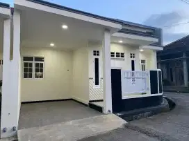 Dijual rumah siap huni.
