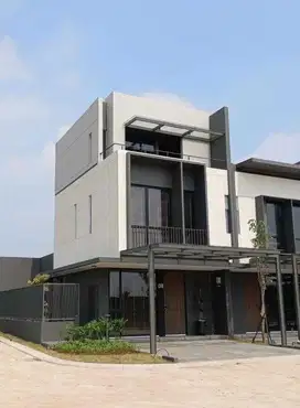 Rumah baru 3 lantai 3 kamar promo louncing di lippo cikarang