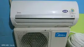 Jual AC 1/2pk Midea /bisa tukar tambah