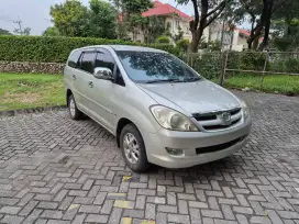Kijang Innova V diesel matic