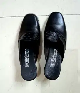 Dijual selop wanita