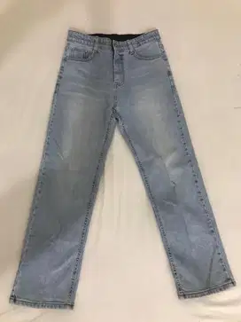 JUAL CEPAT!!! Jeans Pensil Brand Monster