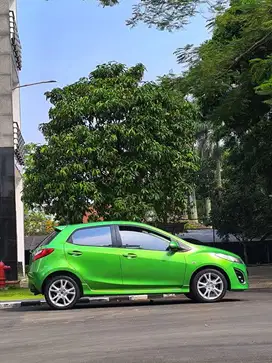 LOW KM!! DP 19JT // MAZDA 2 R HB 1.5 AT 2010