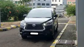 Toyota kijang innova v diesel 2022 hitam cash kredit proses bisa