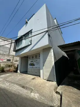 Rumah modern minimalis, Furnished bisa untuk usaha di Pondok Kelapa