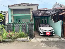 DISEWAKAN / DIKONTRAKAN RUMAH DEKAT GDC DEPOK