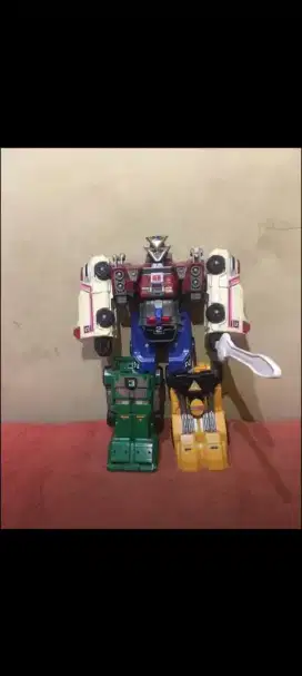 Mainan Robot Megazord