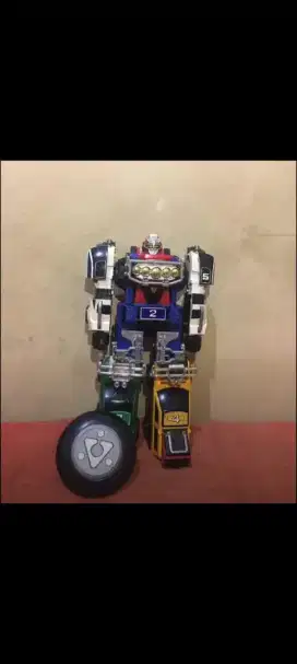 Mainan Robot Megazord