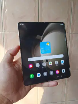 BU Jual Cepat Samsung Z Fold 5 12/512 GB Resmi Sein Second Murah