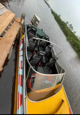 Jok untuk kapal, speedboat, bus, dll