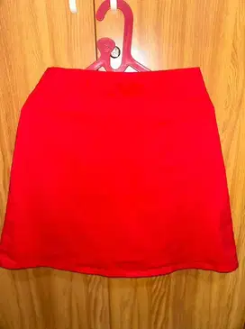 Rok Celana Pendek Remaja-Dewasa Motif Polos Model A-Line Merk Mourance