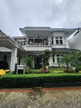Rumah Mewah Cantik Siap Huni di Pondok Labu Jakarta Selatan