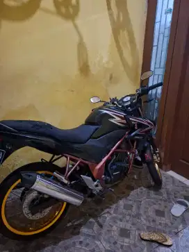Jual motor cb 150 old