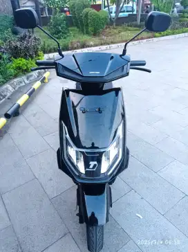 Motor listrik united. Pemakain pribadi. Masih garansi.