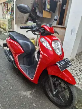 Honda Genio tahun 2021 siap pakek motor Gress