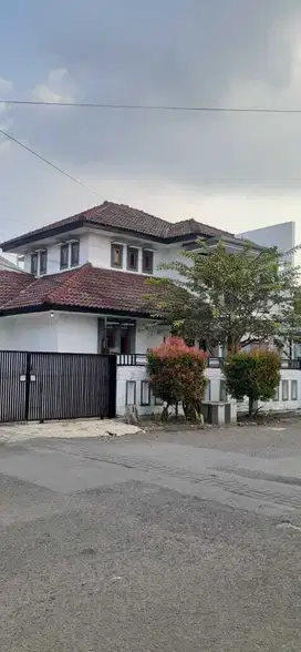Rumah Hook Siap Huni Komplek Margawangi Sayap Margacinta