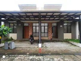 Dijual rumah komplek Benevento villagio citra raya