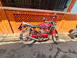 RX 100 Tahun 1977